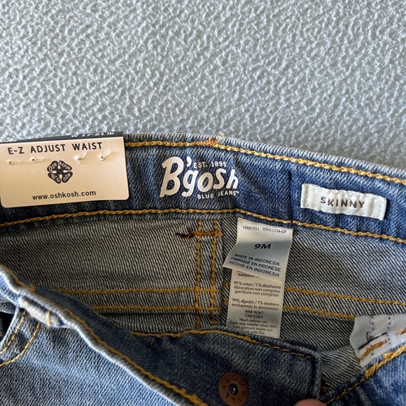 OshKosh B’gosh 9 month boy girl Baby light blue skinny jeans NWT - Picture 4 of 7
